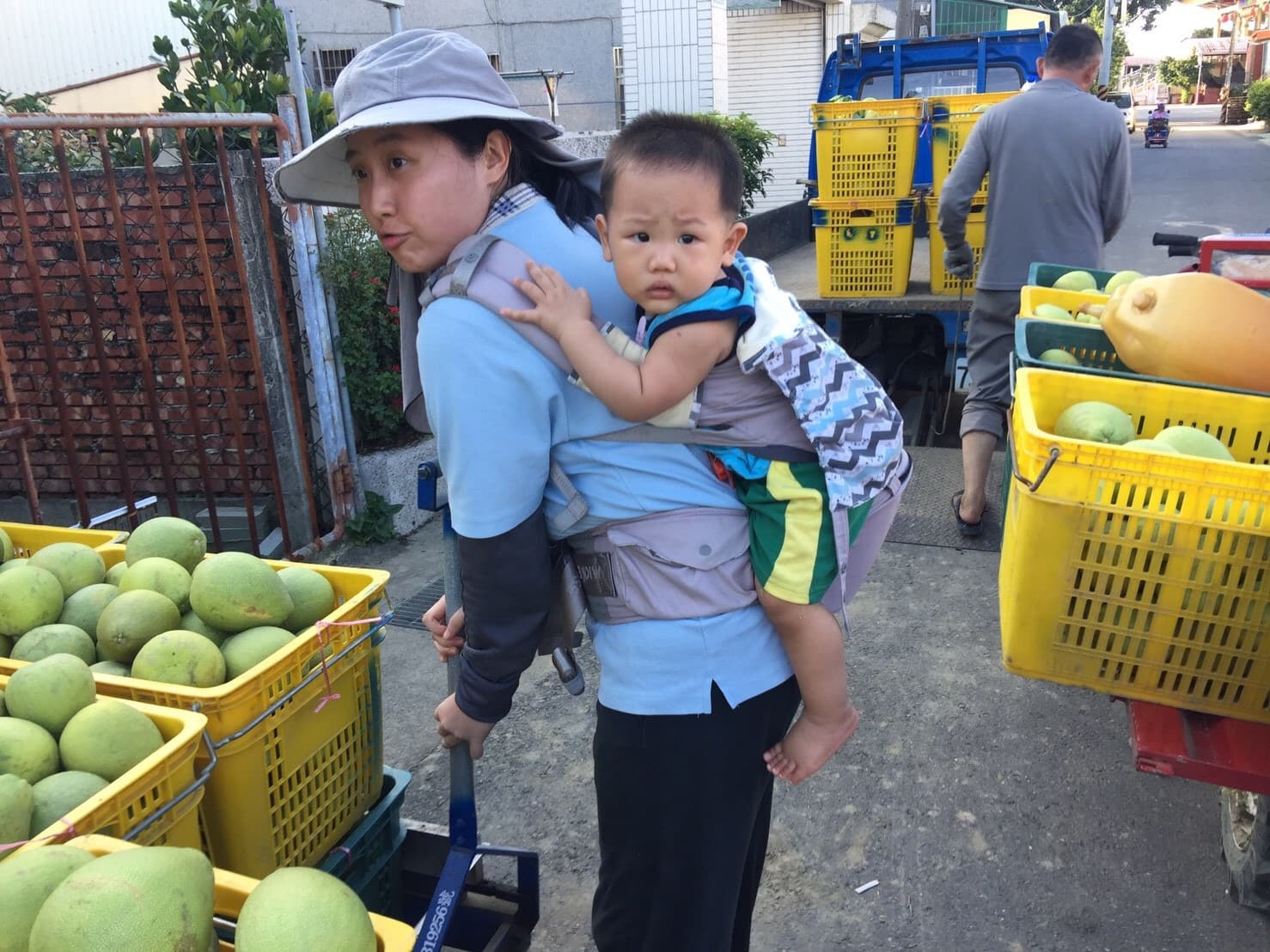 Background image 100